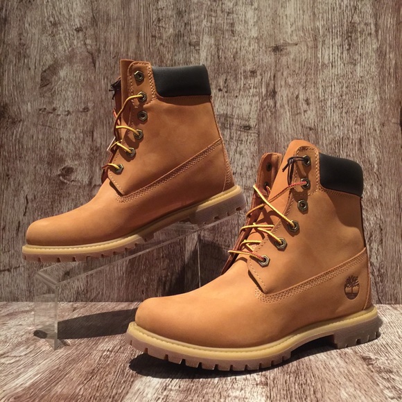 Timberland Women’s 8226A EK 6” Premium Wedge Boot - Picture 2 of 8